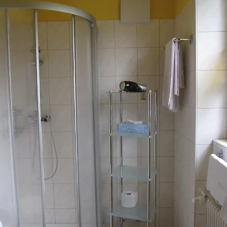 Kur- Und Gastehaus Anna Panzió