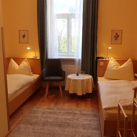 Panzió Kur- Und Gastehaus Anna Bad Hofgastein